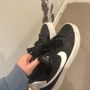 Nike Black and White Men's Sneakers